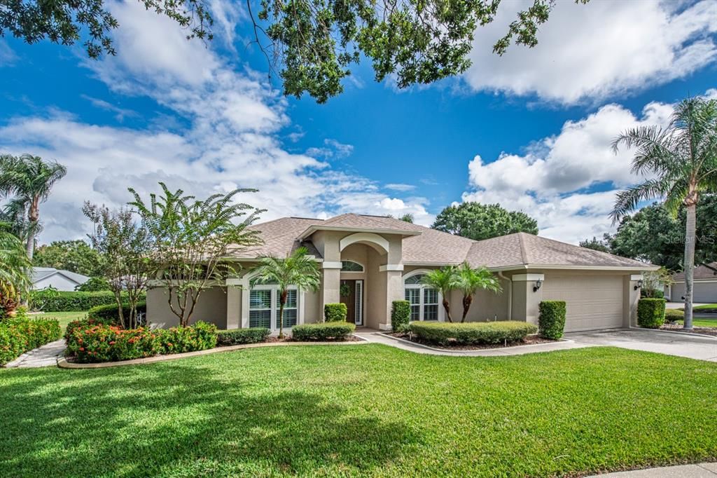 4904 BREYER WOOD COURT, Valrico, FL 33596