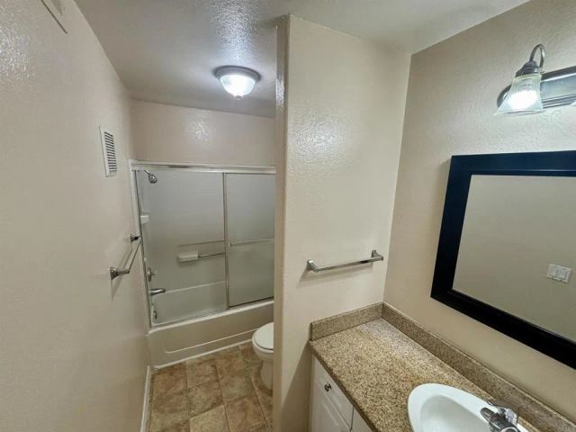 3545 Paseo De Francisco 225, Oceanside, CA 92056