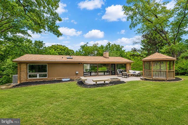 3201 CUNNINGHAM DR, Alexandria, VA 22309