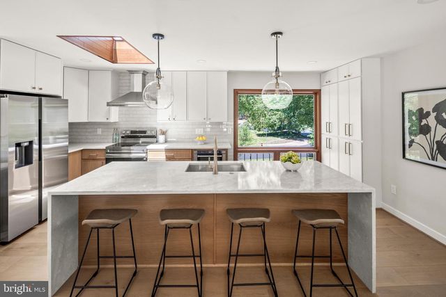 3201 CUNNINGHAM DR, Alexandria, VA 22309