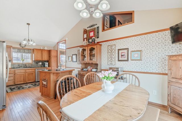 1304 E 85th St S, Haysville, KS 67060