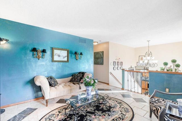 1304 E 85th St S, Haysville, KS 67060