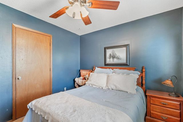 1304 E 85th St S, Haysville, KS 67060