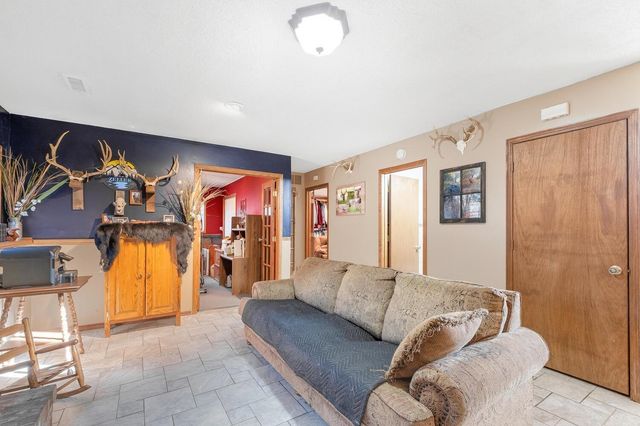 1304 E 85th St S, Haysville, KS 67060