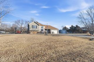 1304 E 85th St S, Haysville, KS 67060