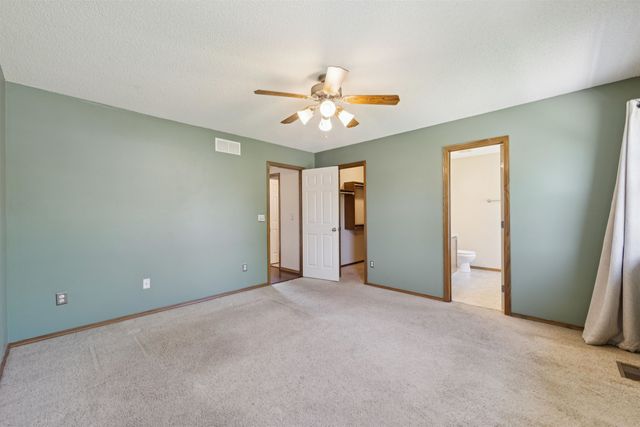 3505 N High Pt, Wichita, KS 67205