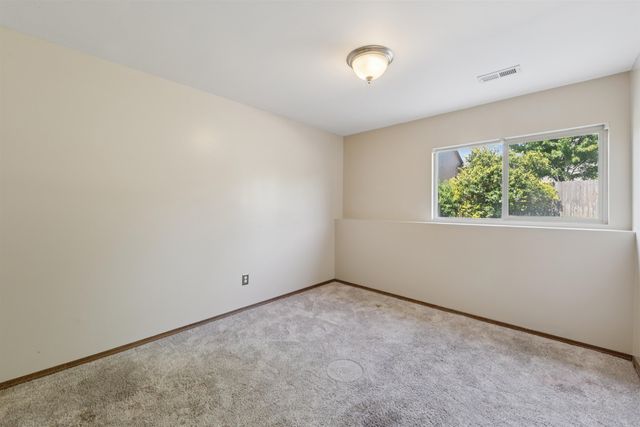 3505 N High Pt, Wichita, KS 67205