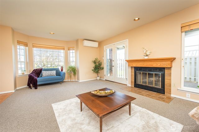 892 N Oxford Way, Sequim, WA 98382