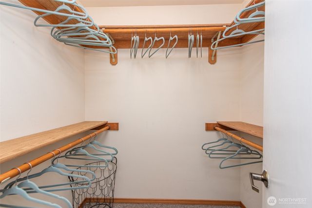 892 N Oxford Way, Sequim, WA 98382