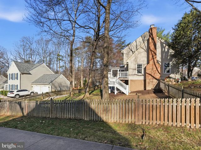 9115 NORTHEDGE DR, Springfield, VA 22153