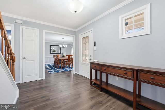 9115 NORTHEDGE DR, Springfield, VA 22153