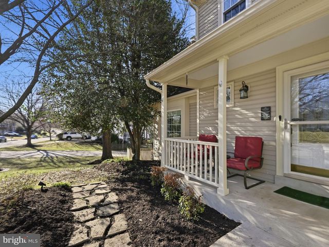 9115 NORTHEDGE DR, Springfield, VA 22153