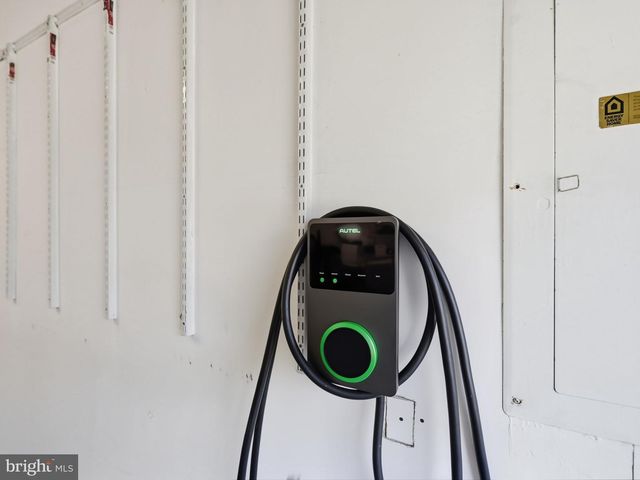 9115 NORTHEDGE DR, Springfield, VA 22153