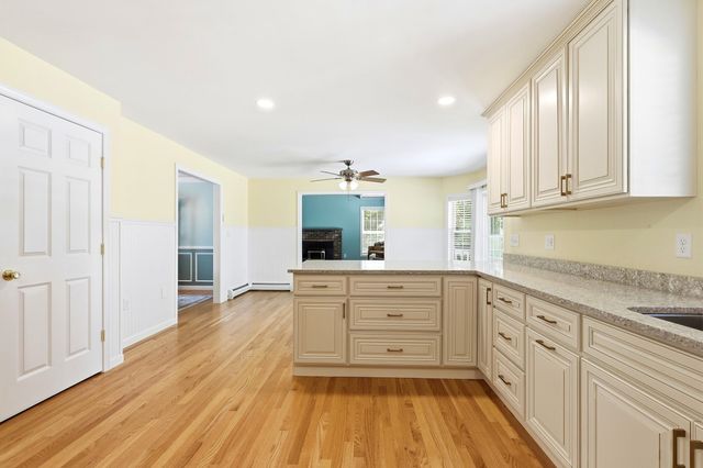 694 Walnut Street, Manchester, NH 03104