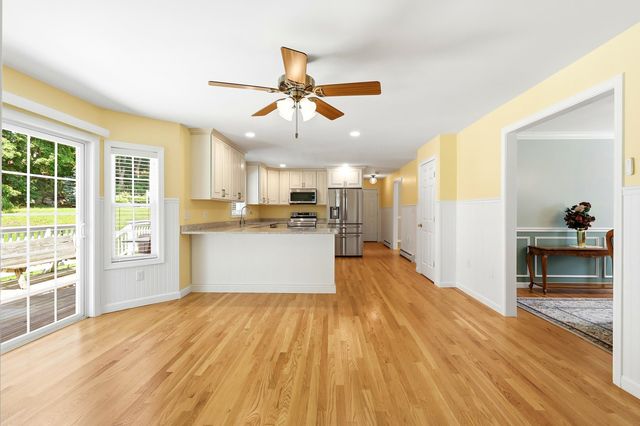 694 Walnut Street, Manchester, NH 03104