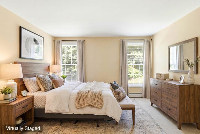 694 Walnut Street, Manchester, NH 03104