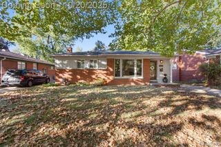 22712 Glendale Street, Detroit, MI 48223