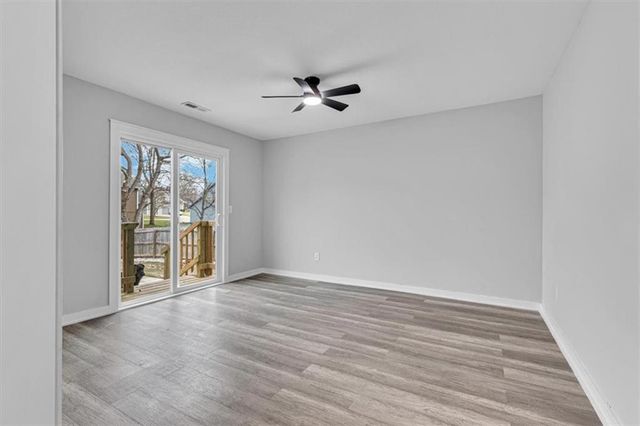 210 N 14th Street, Louisburg, KS 66053