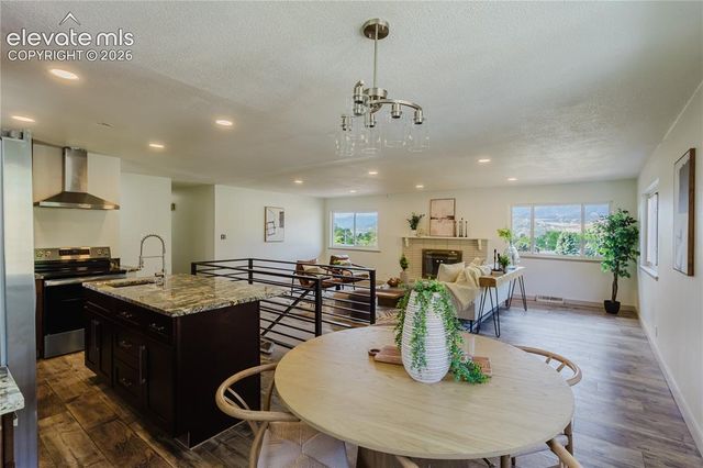 2927 Garden Hill Drive, Colorado Springs, CO 80904