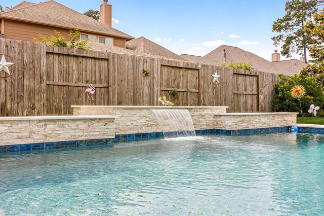 19407 Sanctuary Rose Bud Lane, Spring, TX 77388