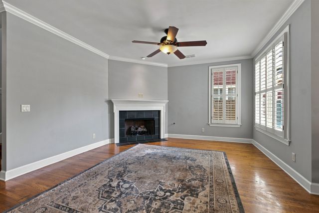1325 Barkleigh Ln, Franklin, TN 37064