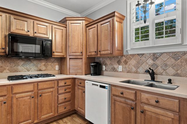 1325 Barkleigh Ln, Franklin, TN 37064