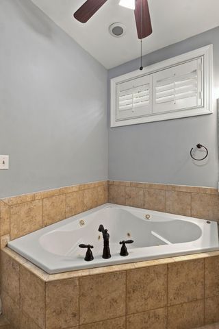 1325 Barkleigh Ln, Franklin, TN 37064