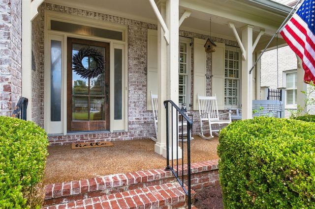 1325 Barkleigh Ln, Franklin, TN 37064