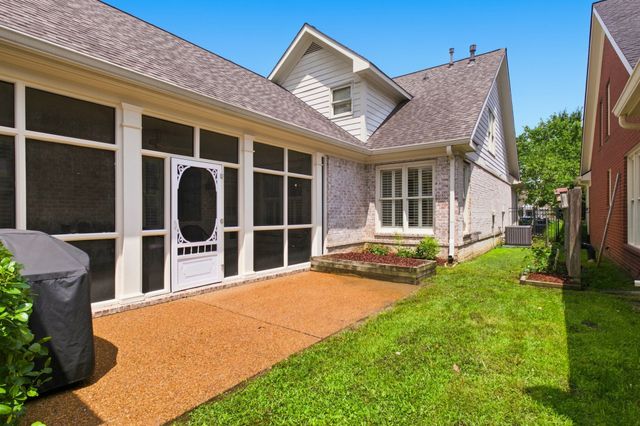 1325 Barkleigh Ln, Franklin, TN 37064