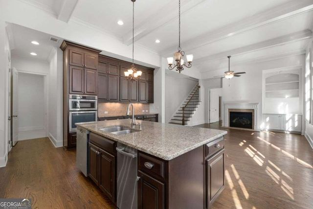 4650 Woodlawn Gates Lane NE, Marietta, GA 30068