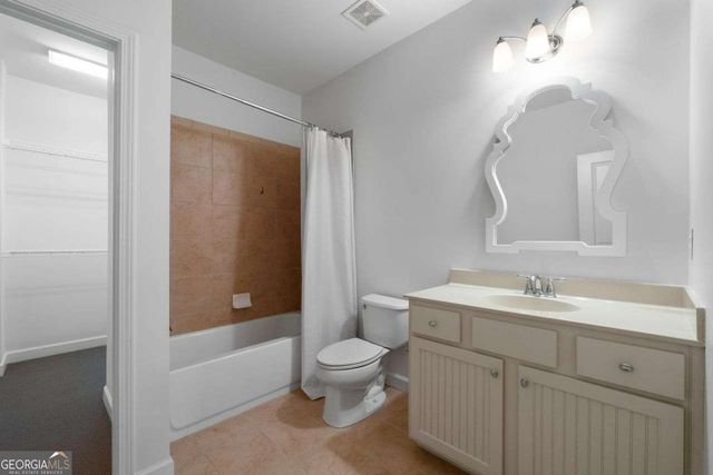 4650 Woodlawn Gates Lane NE, Marietta, GA 30068