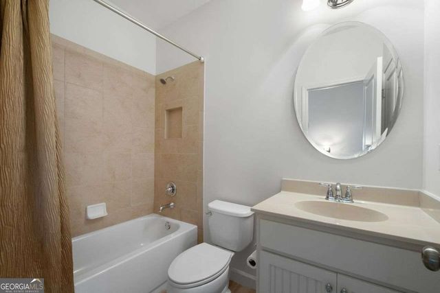 4650 Woodlawn Gates Lane NE, Marietta, GA 30068