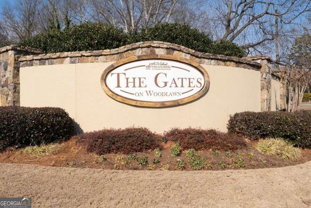 4650 Woodlawn Gates Lane NE, Marietta, GA 30068