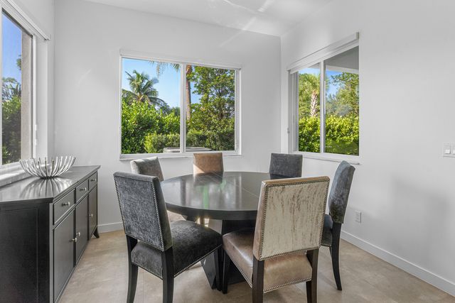 610 Pioneer Way, Royal Palm Beach, FL 33411