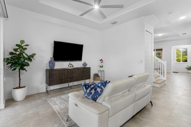 610 Pioneer Way, Royal Palm Beach, FL 33411