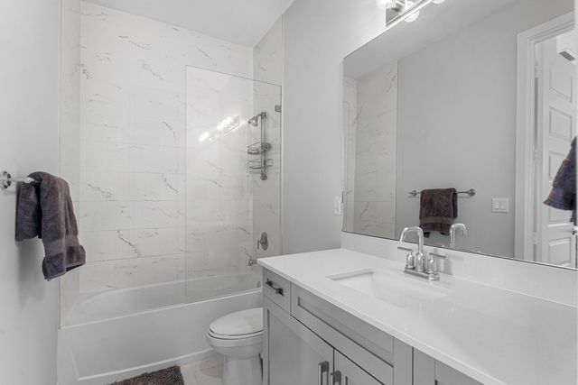 610 Pioneer Way, Royal Palm Beach, FL 33411