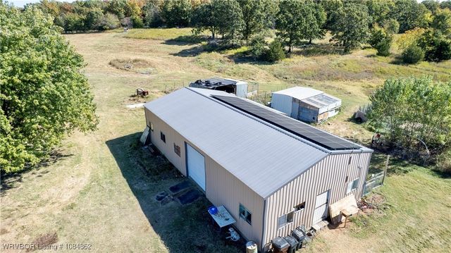 99821 4621 Road, Sallisaw, OK 74955