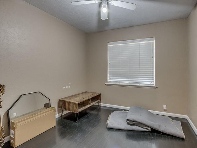 10833 N Utica Drive, The Village, OK 73120