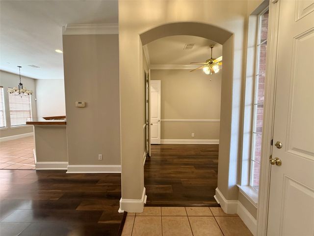 532 Silver Maple Drive, Irving, TX 75063