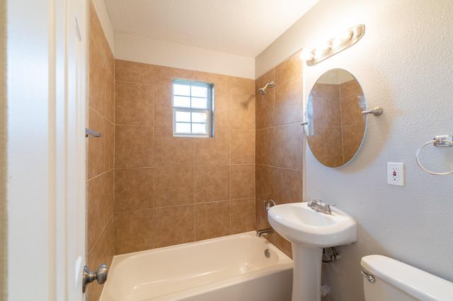2507 Delano 3, Houston, TX 77004