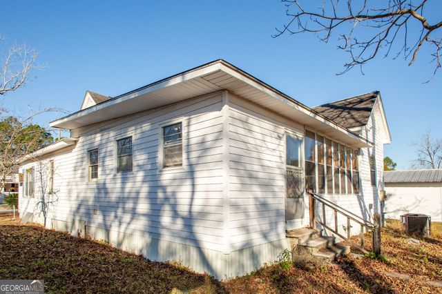 1609 Hall Street, Waycross, GA 31503