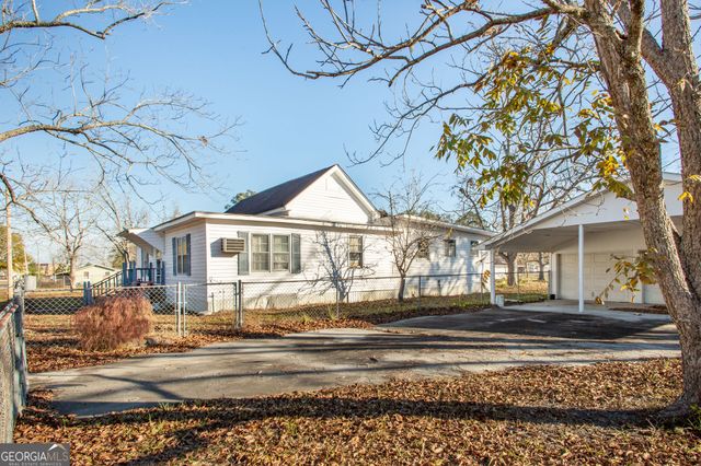 1609 Hall Street, Waycross, GA 31503