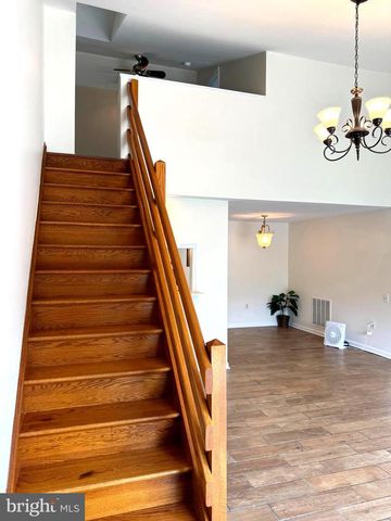 1538 KENSINGTON DR, Hagerstown, MD 21742