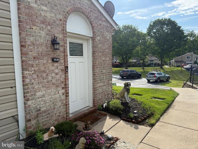 1538 KENSINGTON DR, Hagerstown, MD 21742