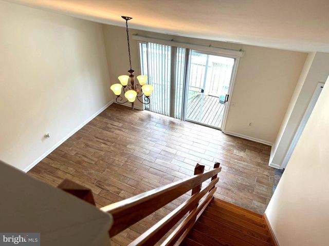 1538 KENSINGTON DR, Hagerstown, MD 21742