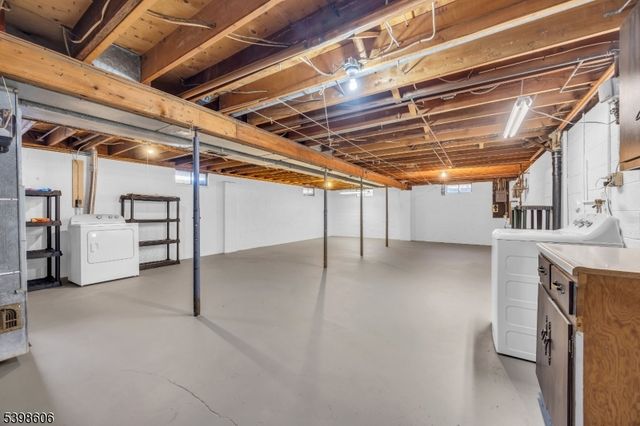 1416 Dominic St, Manville Boro, NJ 08835