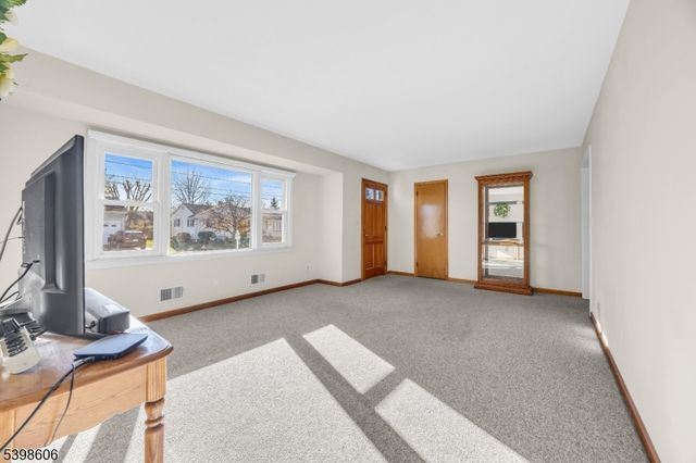 1416 Dominic St, Manville Boro, NJ 08835