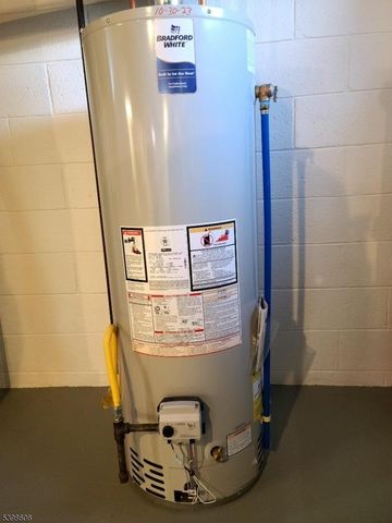 1416 Dominic St, Manville Boro, NJ 08835