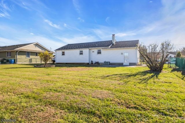 1416 Dominic St, Manville Boro, NJ 08835