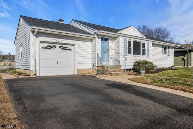 1416 Dominic St, Manville Boro, NJ 08835